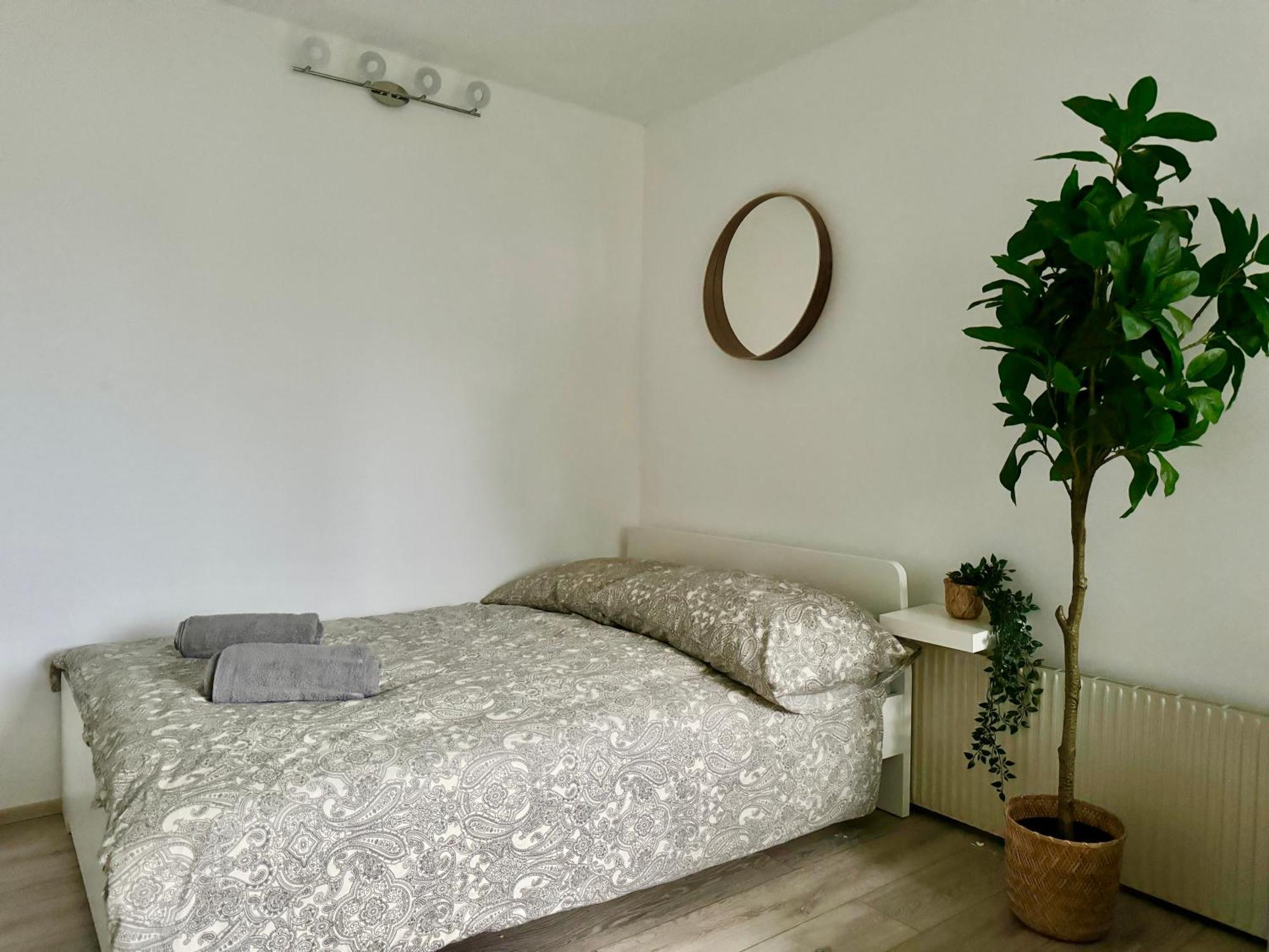 Stylish Schonbrunn Apartments With Free Parking Vienne Extérieur photo