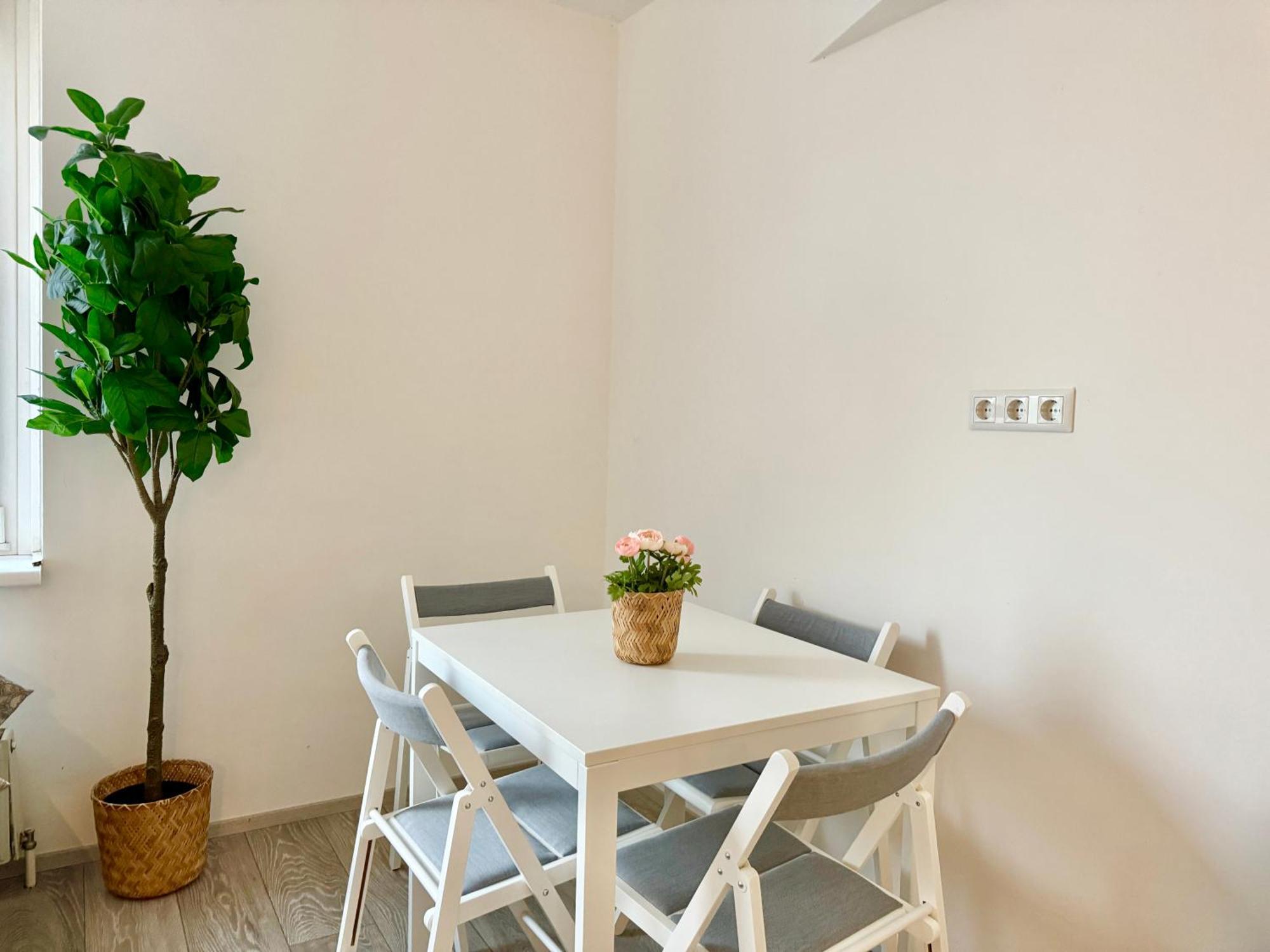 Stylish Schonbrunn Apartments With Free Parking Vienne Extérieur photo