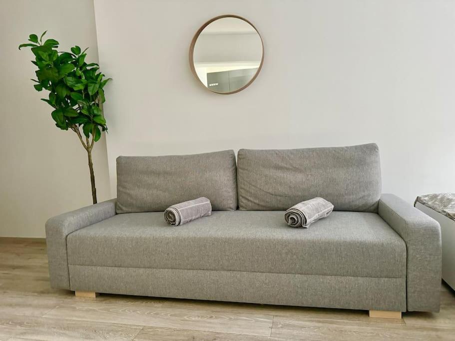 Stylish Schonbrunn Apartments With Free Parking Vienne Extérieur photo