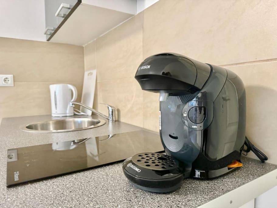 Stylish Schonbrunn Apartments With Free Parking Vienne Extérieur photo